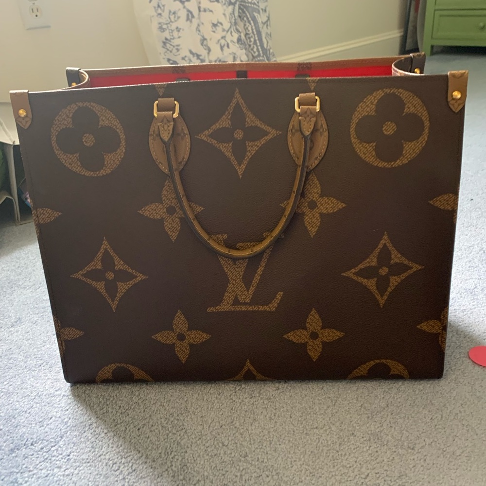 Authentic Louis Vuitton On the Go GM monogram in excellent condition